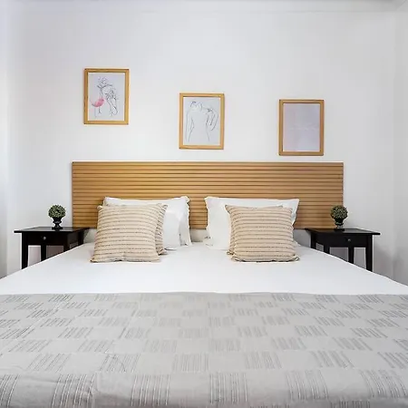 Spacious Near Beaches *