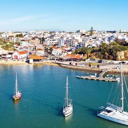 Spacious Near Beaches Alvor
